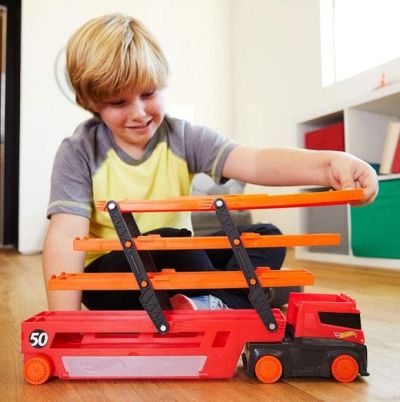 Hot Wheels Мега автовоз транспортьор GHR48