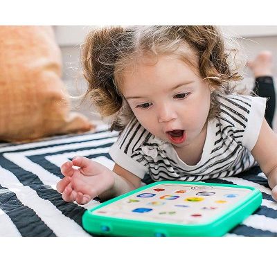Дървен магически таблет Baby Einstein Hape H800853