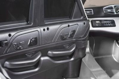 Акумулаторен джип MERCEDES M CLASS БЯЛ