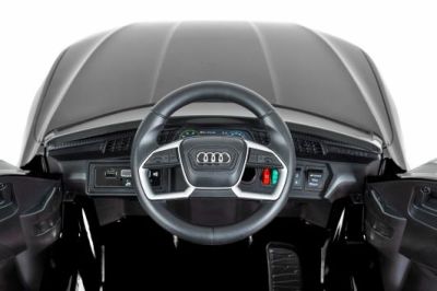 Акумулаторен джип AUDI SPORTBACK - черен