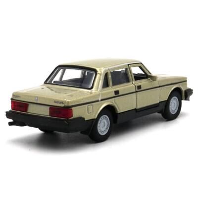 Метална кола Volvo 240 GL Welly 1:36