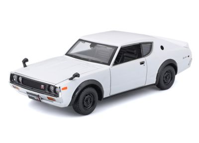 Метална кола Nissan Skyline 2000 GT-R Maisto 1:24 - 31528