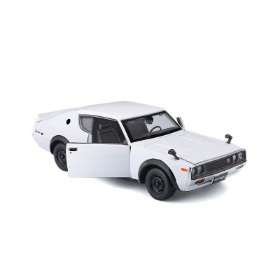 Метална кола Nissan Skyline 2000 GT-R Maisto 1:24 - 31528