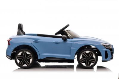 Акумулаторна кола AUDI RS E-TRON 6888 СИН