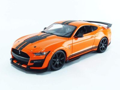 Метална колa Mustang Shelby GT500 1:18 Maisto 31388 ORANGE
