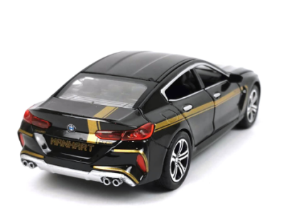 Метална кола BMW M8 1:32 