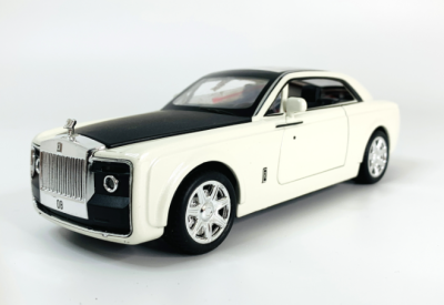 Метален автомобил Rolls Royce Sweptail 1/24 бял