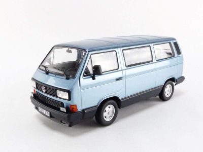 Метален бус Volkswagen Multivan 1990 Norev 1:18 - 188544