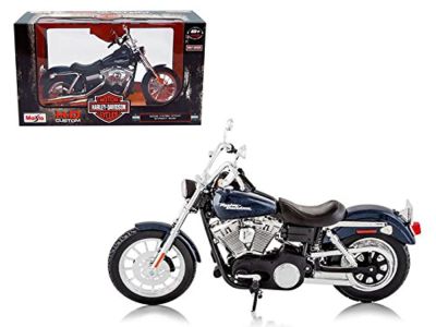 Метален мотор Harley Davidson  Dyna Street Bob Bike 2006 MAISTO 1/18