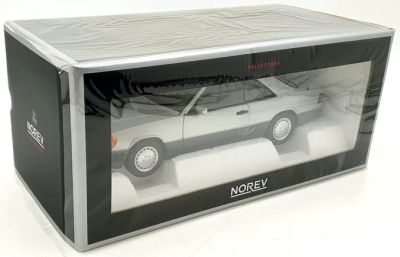 Метална кола Mercedes-Benz 300 CE-24 Coupe 1990 Norev 1:18 - 183880